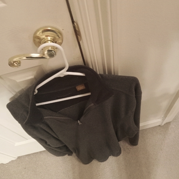 Saint John's Bay XL Half Zipped Men's Pullover Grey 100% Poly. Thailand Sweater - Picture 1 of 6